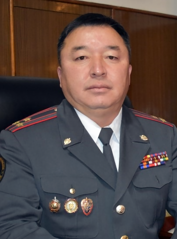 Алмазбек Орозалиев министрликтен кетип, ордуна Урманбетов дайындалды - Sputnik Кыргызстан