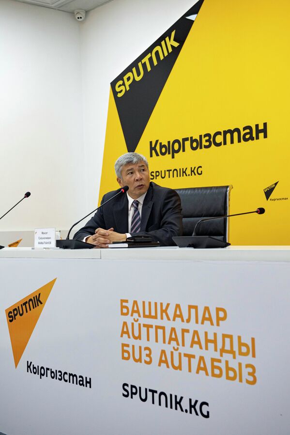 Онлайн-брифинг вице-премьер-министра Максата Мамытканова в ПЦ Sputnik Кыргызстан - Sputnik Кыргызстан