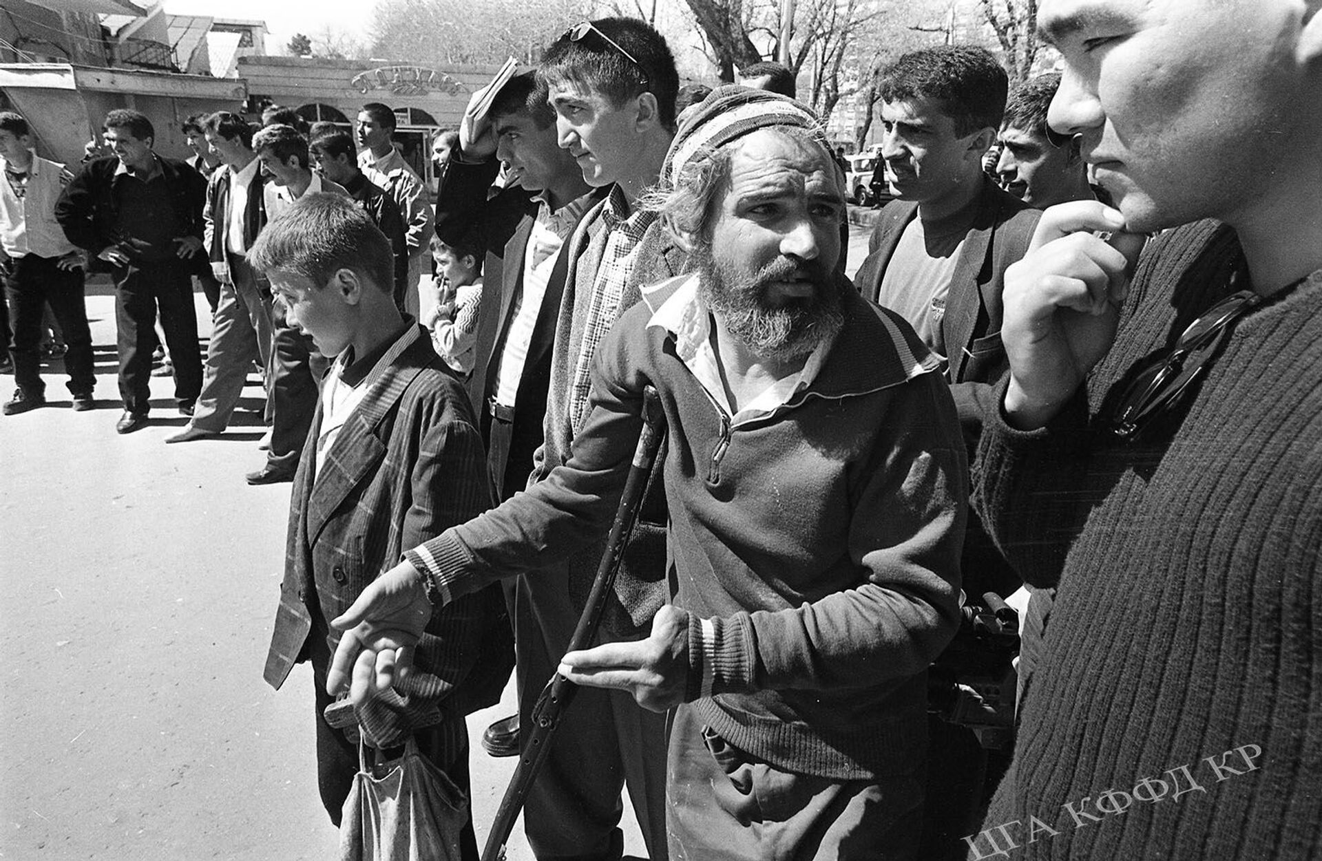 Бежавшие от гражданской войны таджикские беженцы в Бишкеке - Sputnik Кыргызстан, 1920, 30.03.2024