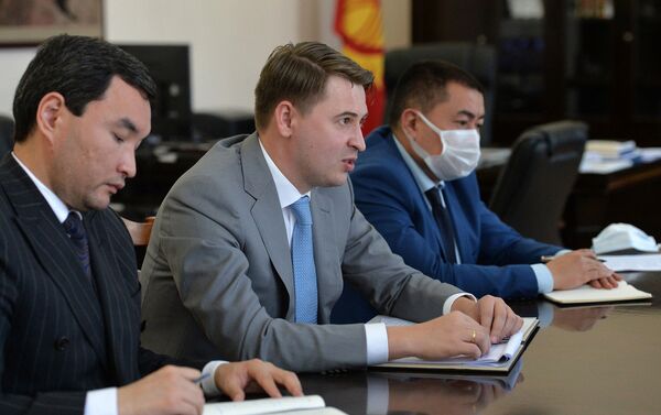 Новиков отметил, что Россия всегда была и остается надежным стратегическим партнером Кыргызстана и основным торгово-экономическим партнером - Sputnik Кыргызстан