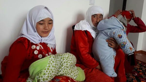 Переселение памирский кыргызов из Нарына в Алайский район - Sputnik Кыргызстан
