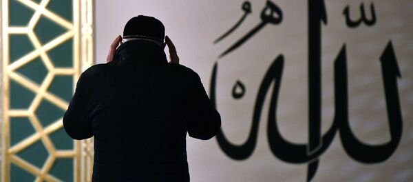 Московская соборная мечеть открылась после карантина - Sputnik Кыргызстан