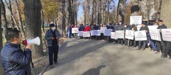 Митинг сторонников бывшего замглавы МВД Курсана Асанова - Sputnik Кыргызстан