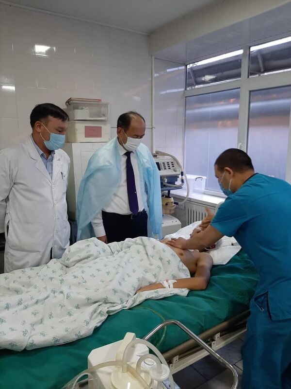 Пострадавший на митинге в Бишкеке пришел в себя после месяца комы. Фото - Sputnik Кыргызстан