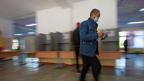 Голосование на выборах седьмого созыва ЖК  - Sputnik Кыргызстан