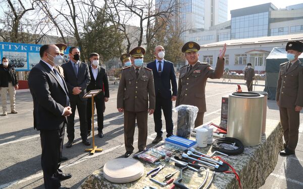 Турция оказала Кыргызстану военную помощь, в том числе в виде автомобильной техники - Sputnik Кыргызстан
