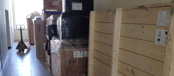 Доставка двух комплектов линейных ускорителей в Кыргызстан Доставка двух комплектов линейных ускорителей в Кыргызстан - Sputnik Кыргызстан