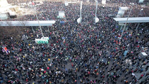 Участники акции протеста против новых ограничений в Лейпциге, Германия. 7 ноября 2020 года - Sputnik Кыргызстан