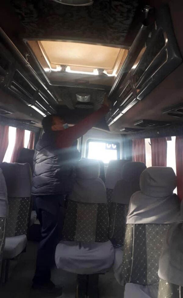 В Бишкеке возобновили дезинфекцию общественного транспорта — фото - Sputnik Кыргызстан