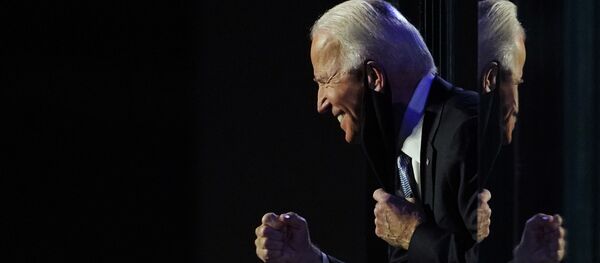 Демократиялык партиядан талапкерлер Жо Байден - Sputnik Кыргызстан