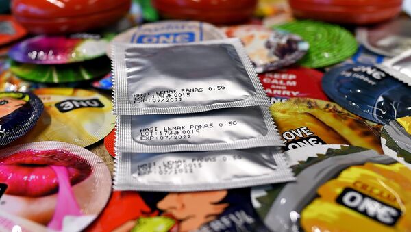 Производство презервативов Karex Industries - Sputnik Кыргызстан