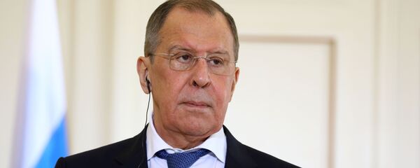 Встреча глав МИД РФ и Греции С. Лаврова и Н. Дендиаса Встреча глав МИД РФ и Греции С. Лаврова и Н. Дендиаса - Sputnik Кыргызстан