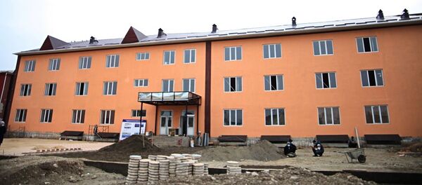 Ош шаарындагы Ломоносов атындагы №3 мектептин 500 орундуу кошумча окуу корпусунун курулуш иштери - Sputnik Кыргызстан