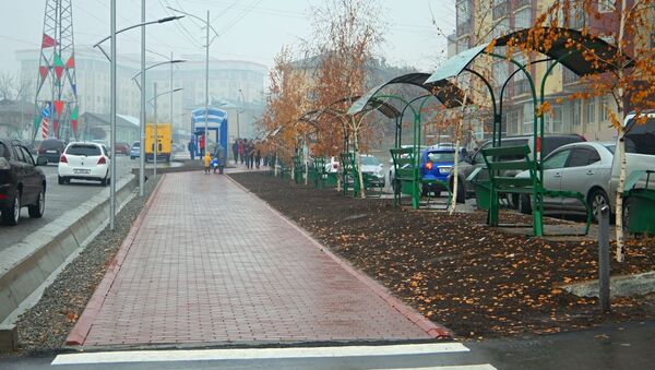 Завершение благоустройства улицы в Оше без участия грантов - Sputnik Кыргызстан