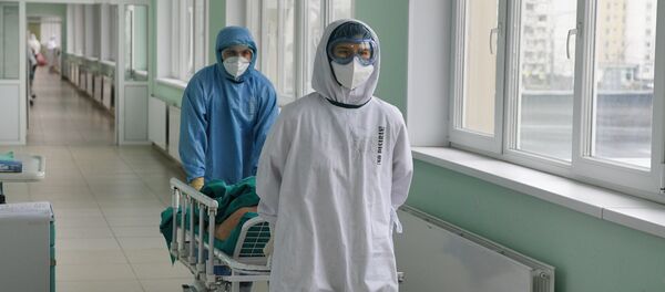 Госпиталь COVID-19 в ГКБ № 15 имени О. М. Филатова  - Sputnik Кыргызстан