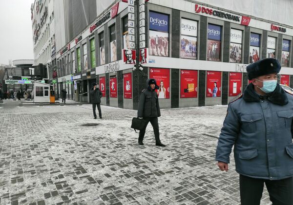 Почему в Бишкеке милиция оцепила ГУМ — объяснение ГУВД - Sputnik Кыргызстан