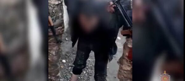 В Оше задержали члена ОПГ, торговавшего героином, — видео МВД - Sputnik Кыргызстан