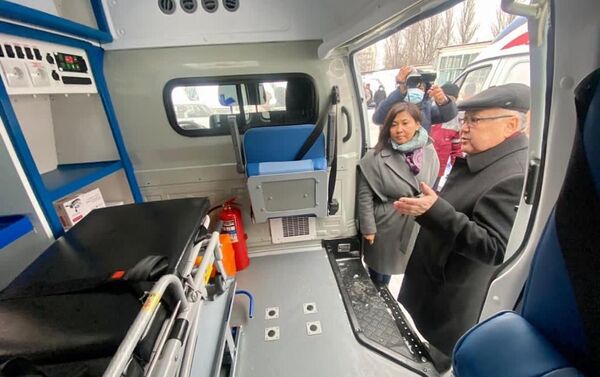 Эми Бишкек шаардык саламаттык сактоо башкармалыгынын автопаркында 54 транспорт болду. Орточо алганда шаарда күн сайын 31-34 ирет Тез жардам кызматына чакыруу түшөт - Sputnik Кыргызстан