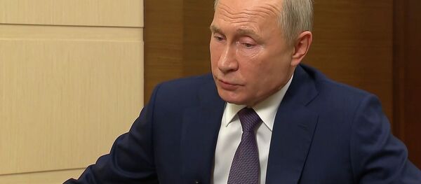 Президент России Владимир Путин в откровенном интервью телеканалу Россия 24 рассказал о текущей ситуации в Нагорном Карабахе. - Sputnik Кыргызстан
