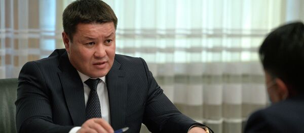 И.о. президента КР, торага ЖК Талант Мамытов И.о. президента КР, торага ЖК Талант Мамытов - Sputnik Кыргызстан