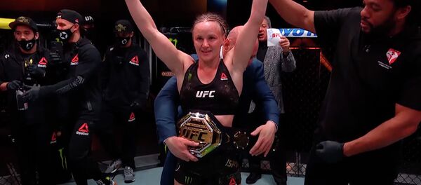 Триумф сестер Шевченко в замедленной съемке — UFC опубликовало видео - Sputnik Кыргызстан