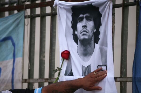 Футбол, бокс, кокаин. КР калысына рахмат айткан Марадона тууралуу фактылар - Sputnik Кыргызстан