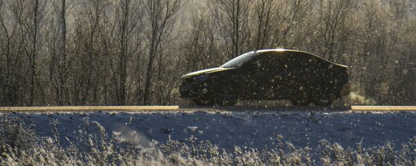 Автомобиль на трассе. Архивное фото - Sputnik Кыргызстан