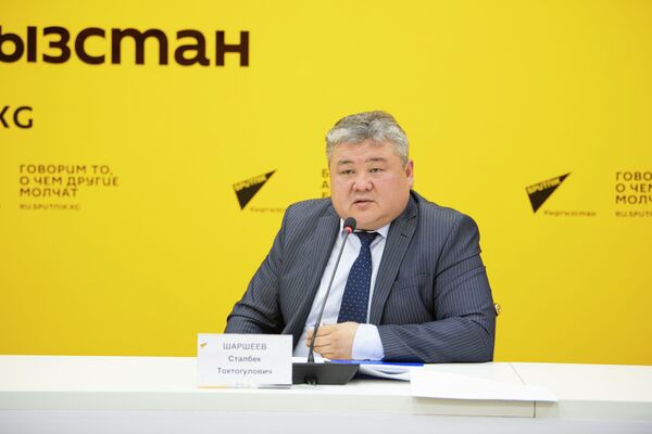 Директор Агентства гражданской авиации Сталбек Шаршеев - Sputnik Кыргызстан