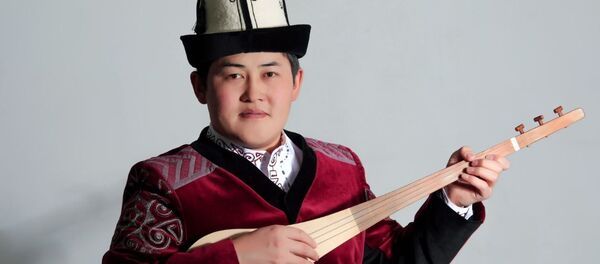 Төкмө акын, кытайлык кыргыз Акмат Султан  - Sputnik Кыргызстан