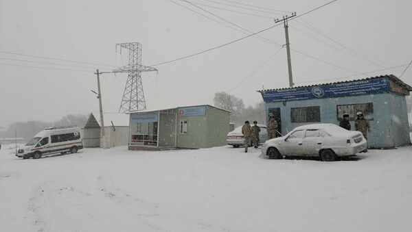  На посту Сосновка по трассе Бишкек — Ош установили пункты обогрева - Sputnik Кыргызстан