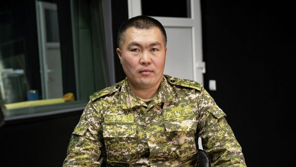 Заместитель главы управления пожаротушения МЧС Азиз Бейшекеев - Sputnik Кыргызстан