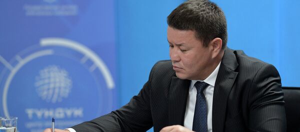 Президенттин милдетин аткаруучу Талант Мамытов. Архив Президенттин милдетин аткаруучу Талант Мамытов. Архив - Sputnik Кыргызстан