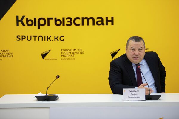 Тулобаев выступил в пресс-центре Sputnik Кыргызстан - Sputnik Кыргызстан