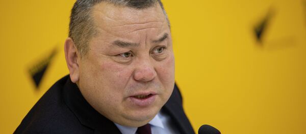 Исполняющий обязанности мэра Бишкека Балбак Тулобаев на брифинге в мультимедийном пресс-центре Sputnik Кыргызстан - Sputnik Кыргызстан