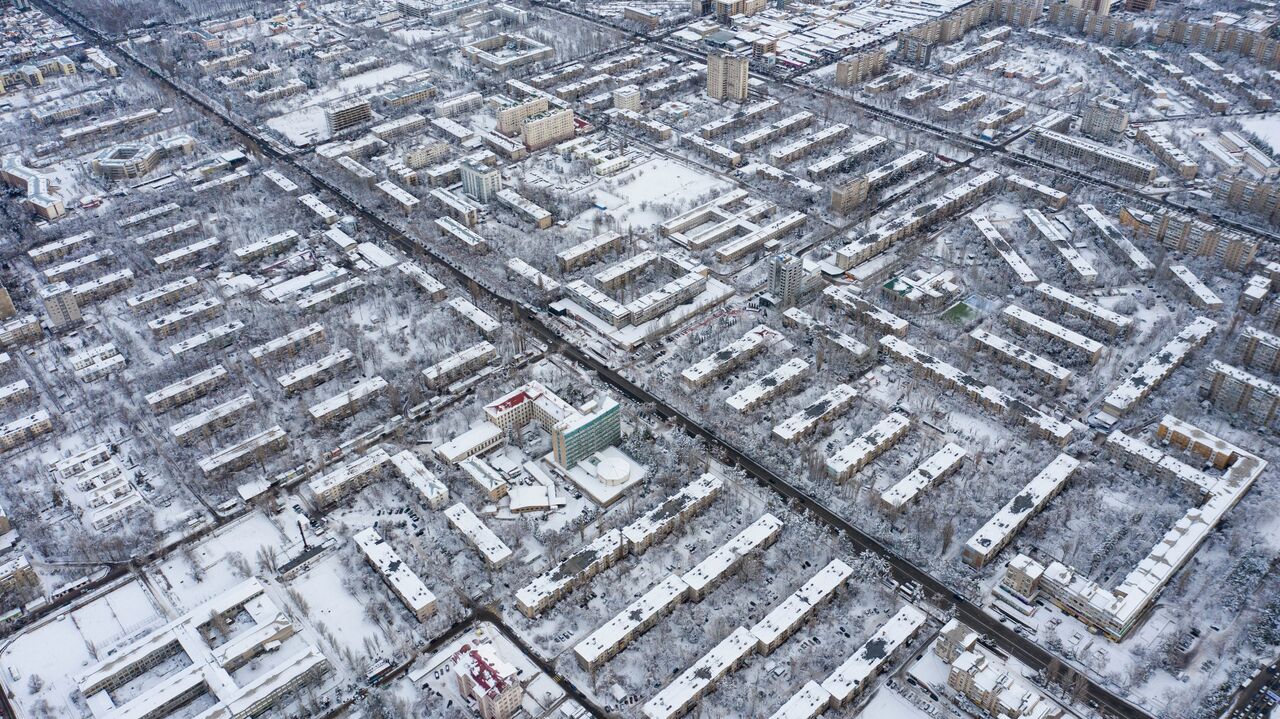 В каких домах в Бишкеке не рекомендовано пока брать квартиры — список  Госстроя - 13.12.2023, Sputnik Кыргызстан