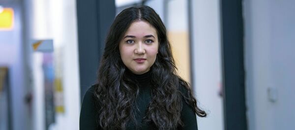 Менеджер и преподаватель языковой школы Азиза Молдалиева - Sputnik Кыргызстан