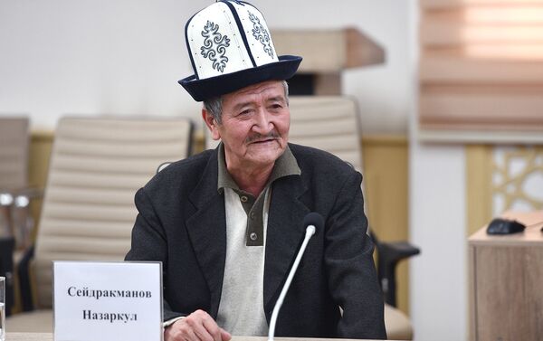 4 декабря 2013 года эпос Манас был внесен в Список нематериального культурного наследия ЮНЕСКО - Sputnik Кыргызстан