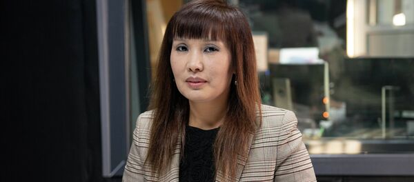 Акыйкатчы аппаратынын балдардын, аялдардын жана үй-бүлөнүн укугун коргоо бөлүмүнүн башчысы Гүлзина Бообекова - Sputnik Кыргызстан