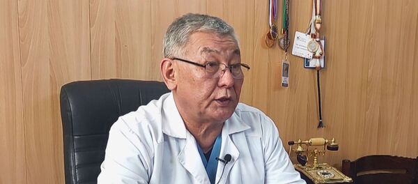 Дарыгер геморройду дарылоо жолун жана операциянын баасын айтып берди. Видео - Sputnik Кыргызстан
