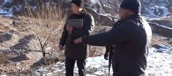 Жалал-Абадда изделген аялды өлтүрүп, таштандыга көмүп коюшкан. Видео - Sputnik Кыргызстан