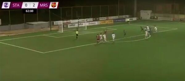 В момент пенальти на стадионе погас свет — видео рассмешило соцсети - Sputnik Кыргызстан