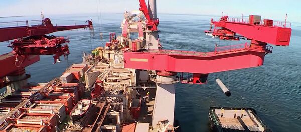 Жакында бүтөбү? Түндүк агым-2 боюнча жаңы кеме курулуш иштерине келди - Sputnik Кыргызстан