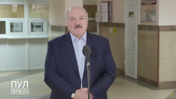 МОК ввел санкции против Лукашенко — что ответил президент Беларуси. Видео - Sputnik Кыргызстан