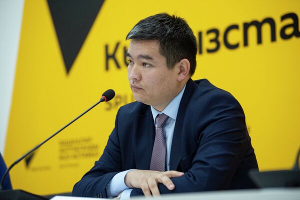 Когда власти смогут усмирить цены на лекарства в КР — разбор вопроса Когда власти смогут усмирить цены на лекарства в КР — разбор вопроса - Sputnik Кыргызстан