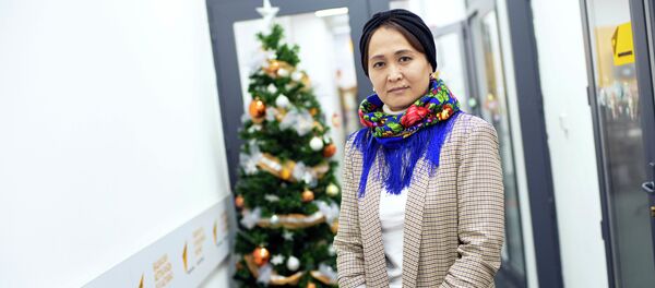 Супруга акына Элмирбека Иманалиева Нурзат Абдырашитова - Sputnik Кыргызстан