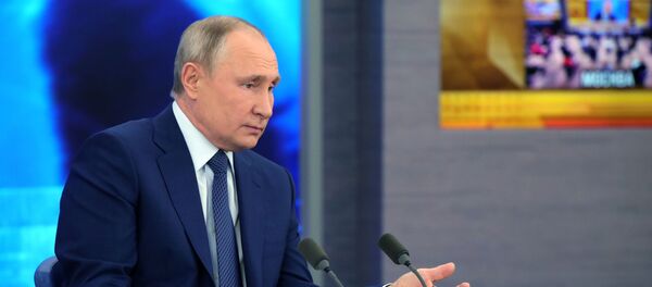 Ежегодная пресс-конференция президента РФ В. Путина - Sputnik Кыргызстан