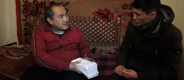 Бишкекчанину выписали штрафы на 560 тыс, хотя он давно продал авто — видео Бишкекчанину выписали штрафы на 560 тыс, хотя он давно продал авто — видео - Sputnik Кыргызстан