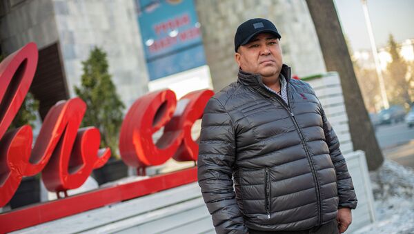 Председатель Национальной кыргызской Ассоциации производителей молока Нурбек Джыргалбаев  - Sputnik Кыргызстан