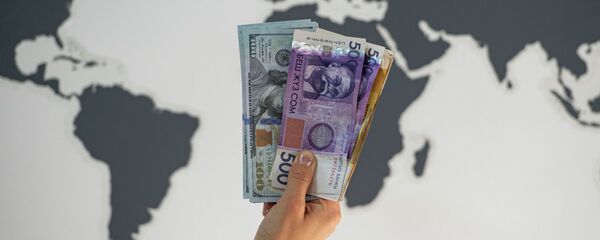 Курс доллара к сому в Бишкеке - Sputnik Кыргызстан