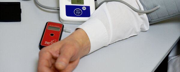 Кан басымын өлчөө. Архив - Sputnik Кыргызстан